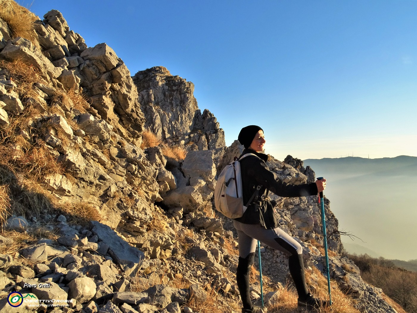 40 Tra i roccioni dello Zuc di Pralongone (1503 m).JPG